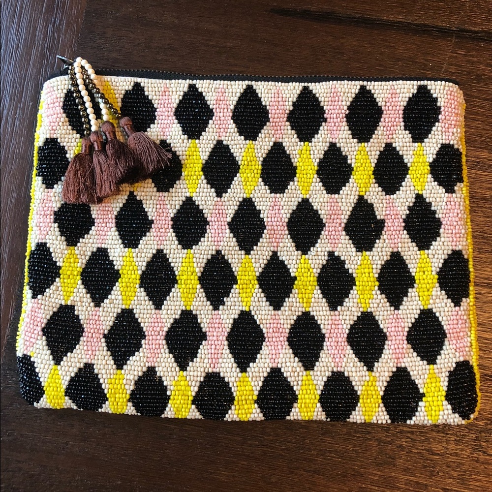 EUC Anthropologie Jasper & Jeera Beaded Clutch